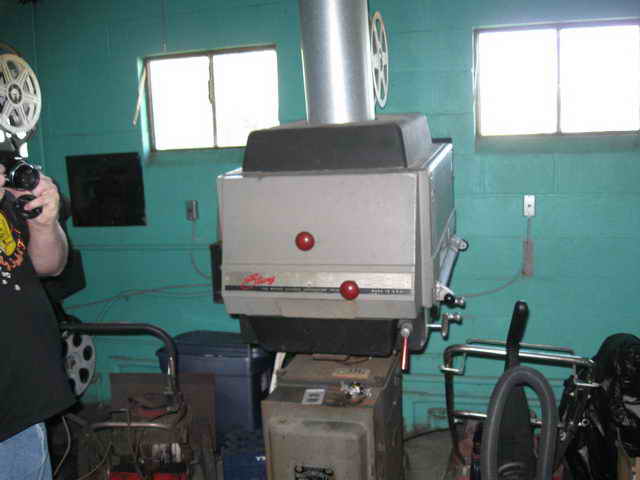 Skyway Drive-In - 2013 Photo (newer photo)